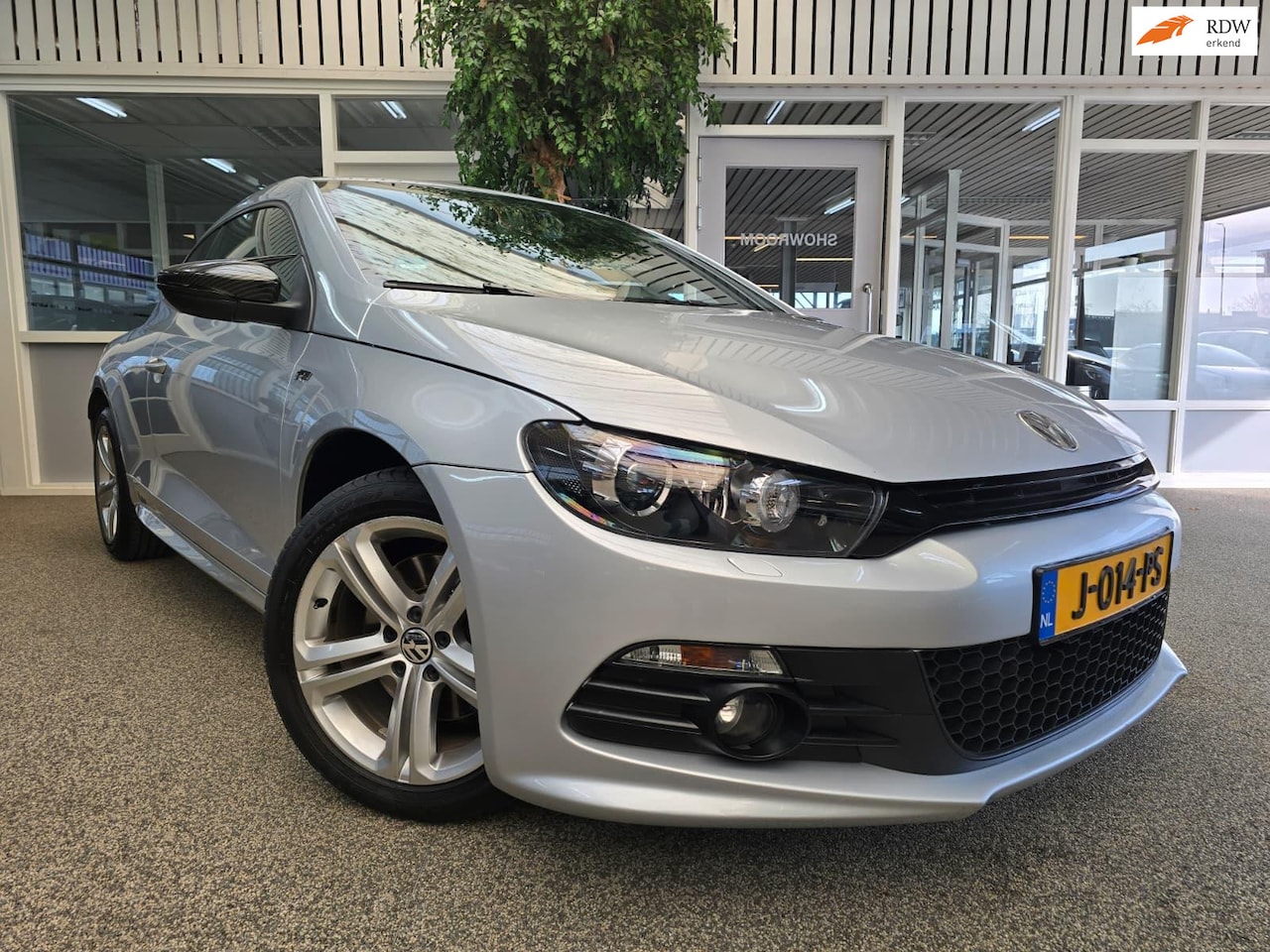 Volkswagen Scirocco - 1.4 TSI R-Line Dsg Xenon - AutoWereld.nl