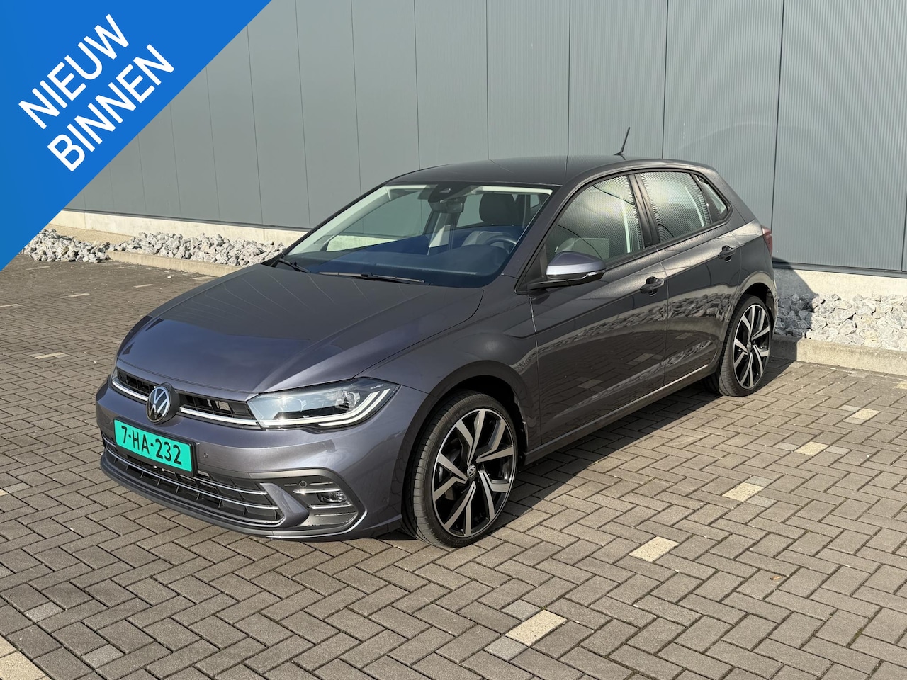 Volkswagen Polo - 1.0 TSI Life Business | Automaat | IQ Light | Stoelverwarming | Navigatie | Camera | alcan - AutoWereld.nl