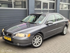 Volvo S60 - 2.4 Kinetic | CLIMA | STOEL.V | PDC | CRUISE | 17'' LM |