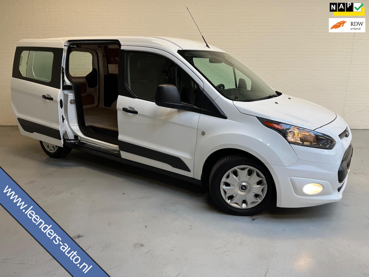 Ford Transit Connect - 1.5 TDCI 100pk 100PK euro6 L2 Trend 3Persoons, Airco, Camera, Navigatie, 1ste eigenaar, RI - AutoWereld.nl