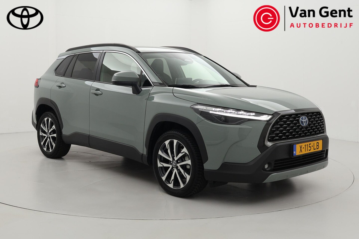 Toyota Corolla Cross - Hybrid 140 Style | Dodehoek detectie | Stoelverwarming | Apple Carplay / Android Auto | Pa - AutoWereld.nl