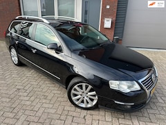 Volkswagen Passat Variant - 1.4 TSI Highline BlueMotion / Navi / Leder / PDC / 17 inch / AUT