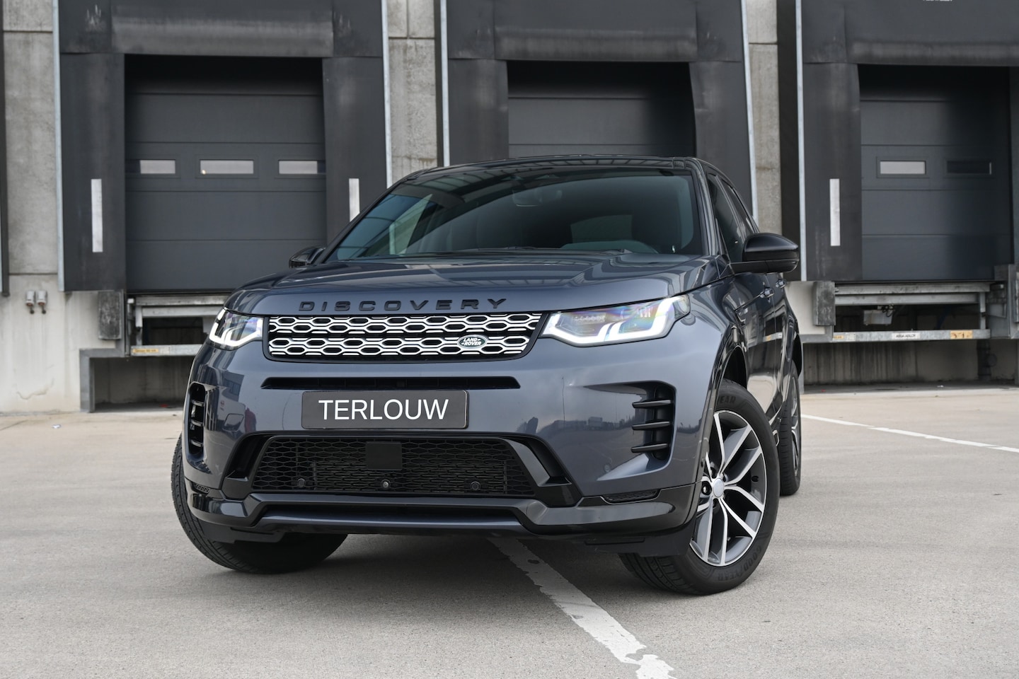 Land Rover Discovery Sport - 1.5 P300e PHEV Dynamic SE - AutoWereld.nl