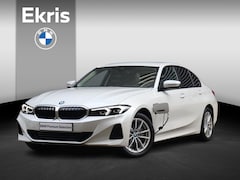 BMW 3-serie - Sedan 330e | High Executive | Comfort Access | Elektr. Voorstoelen | Sportstoelen | Hi-Fi