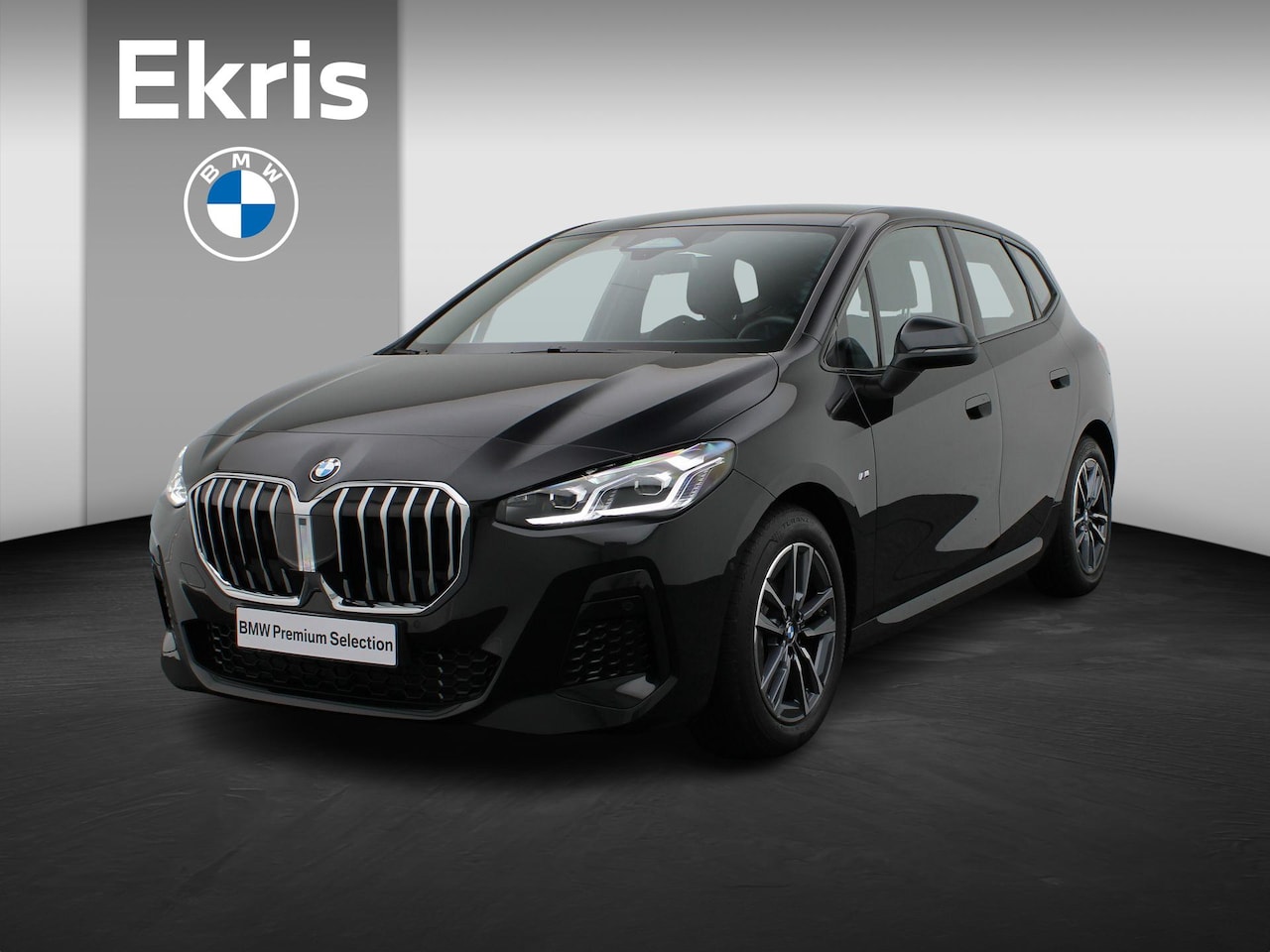 BMW 2-serie Active Tourer - 220i M Sportpakket |	Achteruitrijcamera | Parking Assistant | Elektrisch verwarmde voorsto - AutoWereld.nl