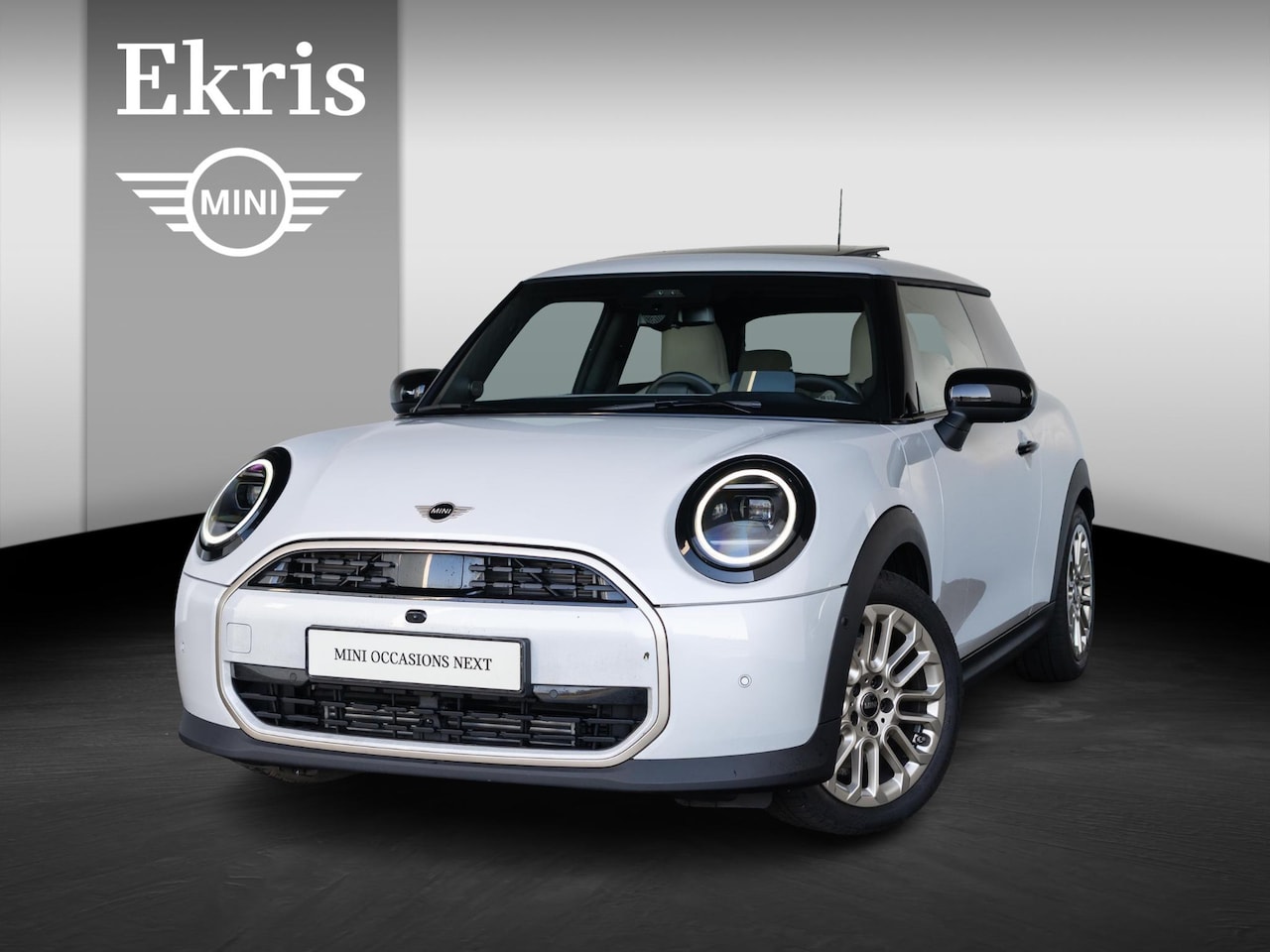 MINI Cooper - 3-deurs C Favoured Trim + L Pakket - AutoWereld.nl
