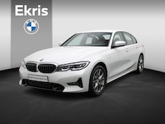 BMW 3-serie - Sedan 330e High Executive | Model Sport Line | Parking Pack | Sportstoelen | Parking Assis
