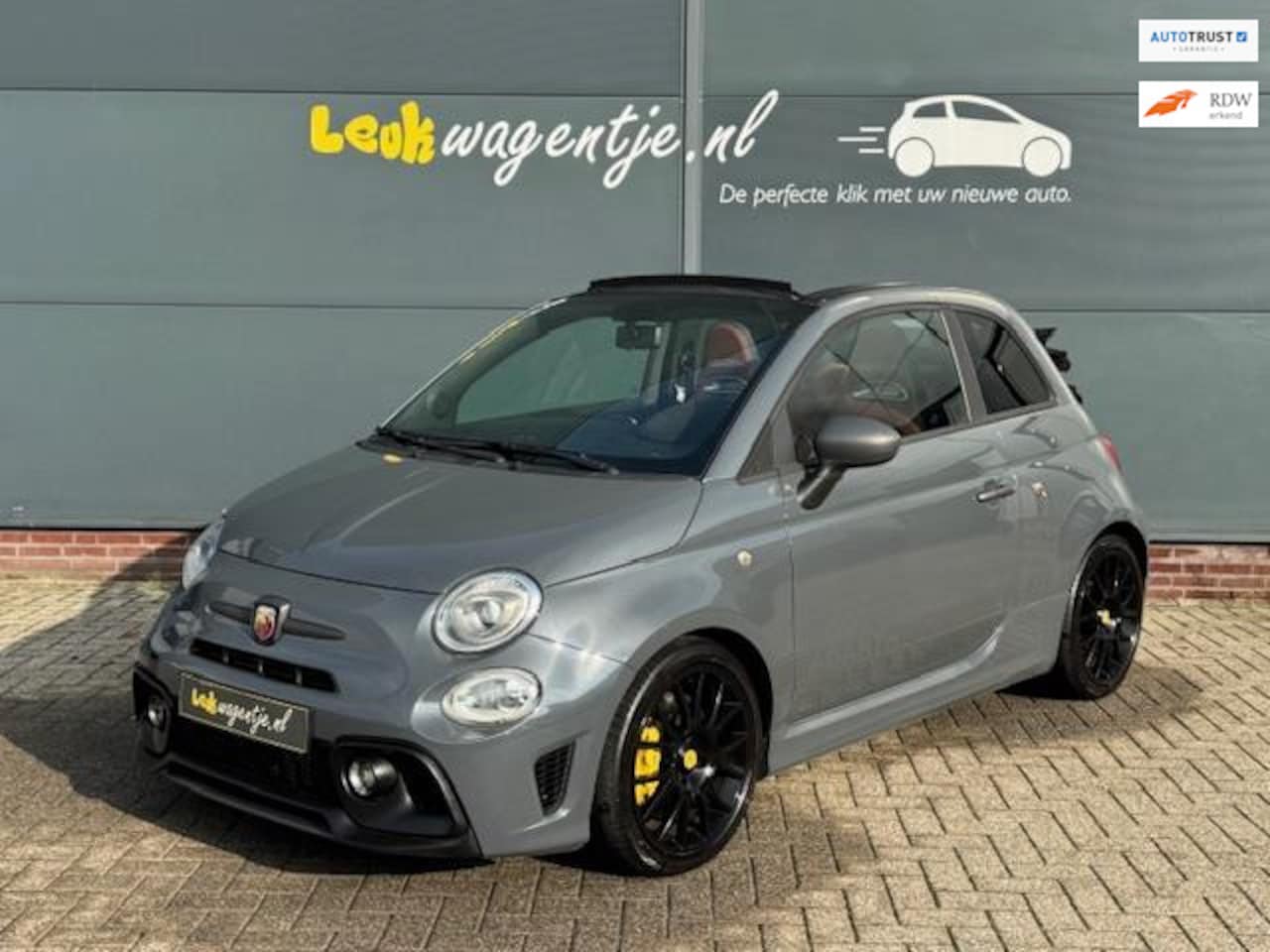 Fiat 500 C - 1.4 T-Jet Abarth Competizione *leer *climate ctrl - AutoWereld.nl