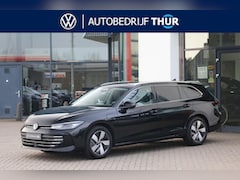 Volkswagen Passat Variant - 1.5 eHybrid OPF DSG Business trekhaak head up winterpakket stoel en stuurwiel verwarming e