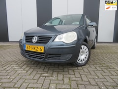 Volkswagen Polo - 1.4-16V Comfortline