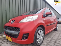 Peugeot 107 - 1.0-12V XS