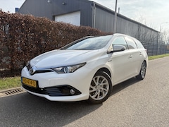 Toyota Auris Touring Sports - 1.8 Hybrid Lease / AUTOMAAT / NAVI / PANORAMADAK