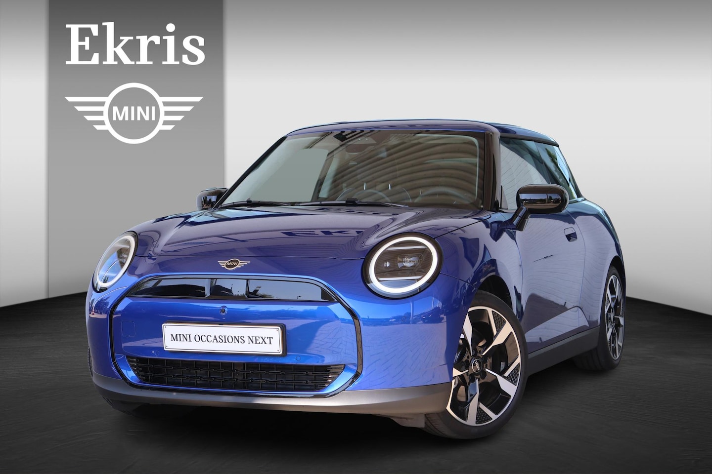 MINI Clubman - 3-deurs E | Pakket L | Glazen Panoramadak | Harman Kardon | Head-Up Display | Stoelverwarm - AutoWereld.nl