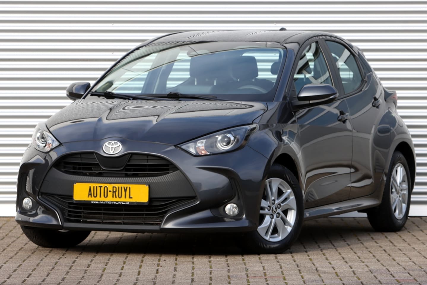 Toyota Yaris - 1.5 Hybrid 115 Active Face-Lift - AutoWereld.nl