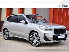 BMW X1 - sDrive18i M-Sport | Leder | Panoramadak | Harman Kardon | HUD | 360° Camera | Comfort Acce