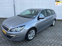 Peugeot 308 SW - 1.2 PureTech Active Cruise Controle Climat Controle Navi 6-Bak Handgeschakeld Trekhaak NL