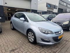 Opel Astra - 1.4 Turbo Business + LET OP GEEN MOOIE AUTO