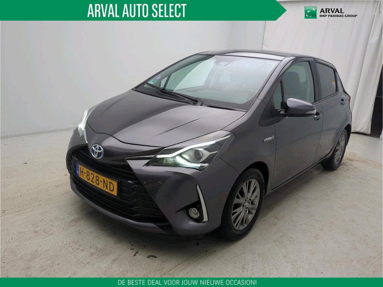Toyota Yaris - 1.5 100pk Automaat Hybrid Dynamic | CarPlay / Android Auto | Achteruitrijcamera | Keyless - AutoWereld.nl