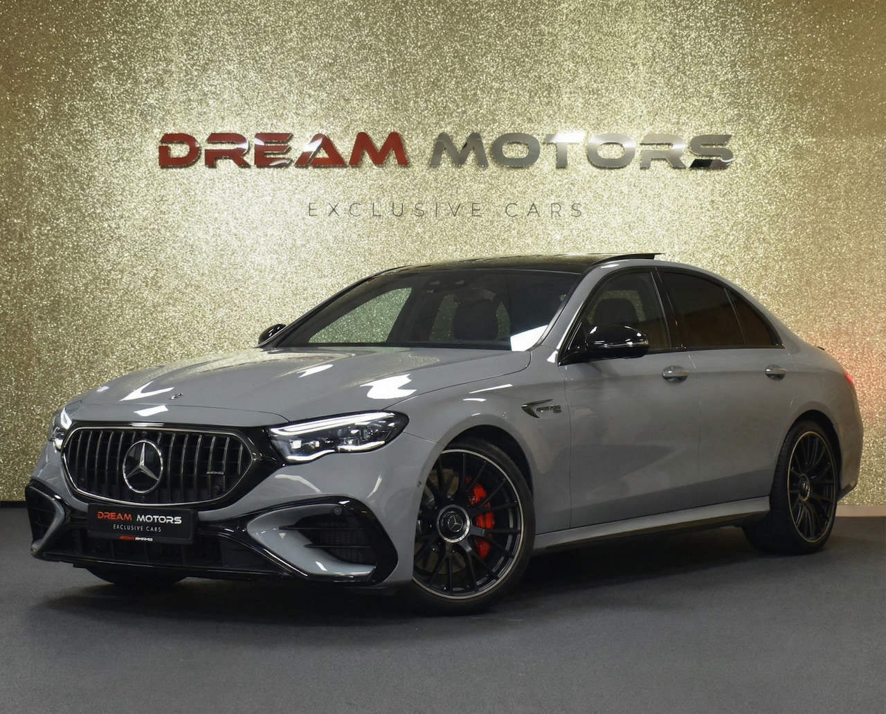 Mercedes-Benz E-klasse - AMG 53 4MATIC+ 612pk | ACHTERASBESTURING | SUPERSCREEN | PANODAK - AutoWereld.nl