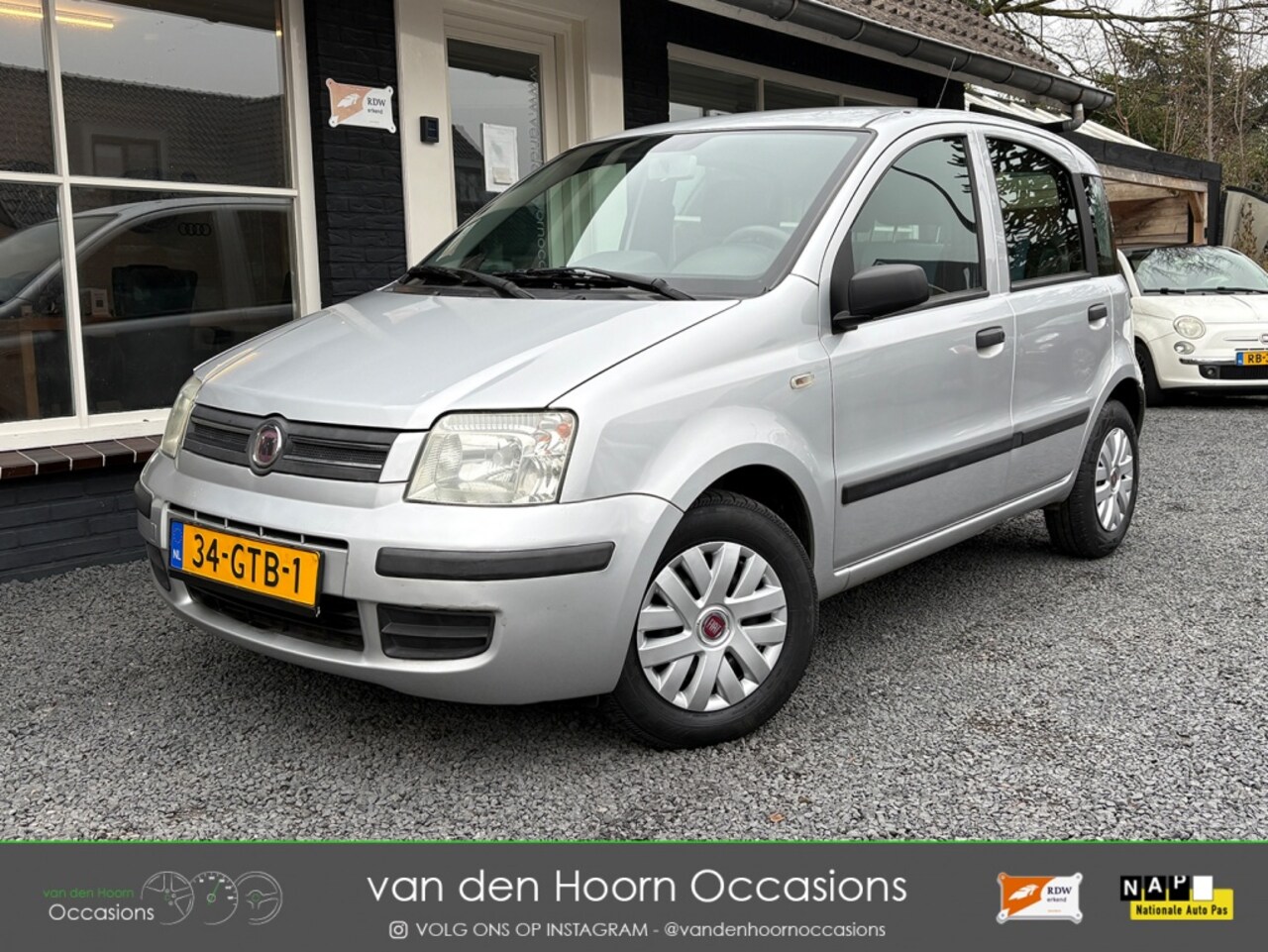 Fiat Panda - 1.2 AIRCO | 5DRS | NW DIST.RIEM | NAP | 83000KM | CENTR DEURV - AutoWereld.nl