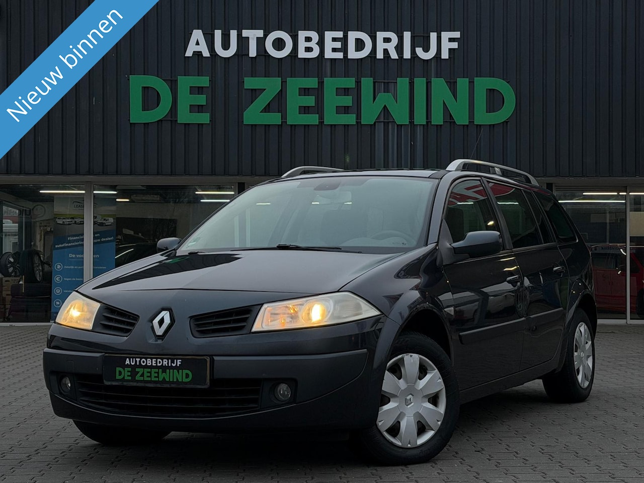 Renault Mégane Grand Tour - 1.6-16V Business Line 1.6-16V Business Line - AutoWereld.nl