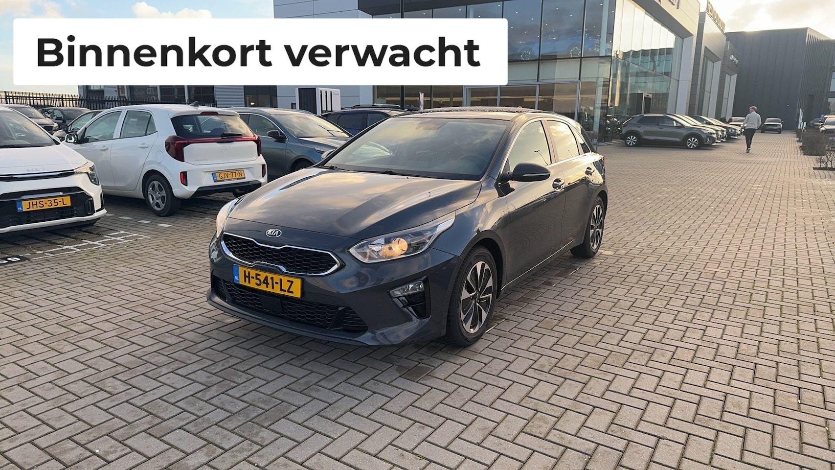 Kia Cee'd - Ceed 1.0 T-GDi DynamicPlusLine | Stoel- & stuurverwarming | Navigatie | Apple Carplay / An - AutoWereld.nl