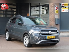 Volkswagen T-Cross - 1.0 TSI Style // Apple/Android auto // Camera // PDC // Adapt cruise