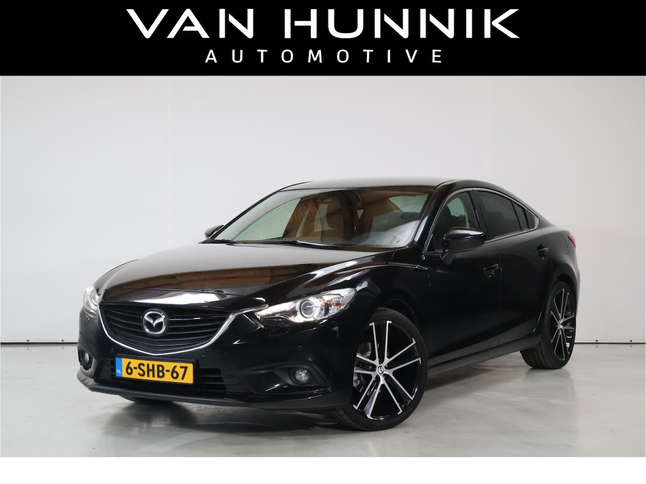 Mazda 6 - 2.0 HP GT-M | Camera | Leder | Navi | Stoelverwarming - AutoWereld.nl