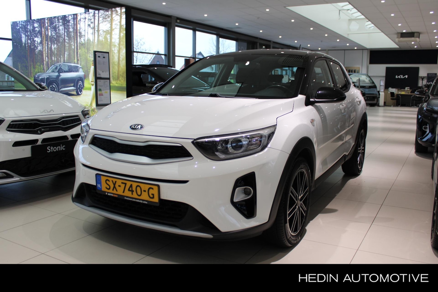 Kia Stonic - 1.0 T-GDi ComfortPlusLine Navigator let op 120 pk uniek!! l Navigatie l Camera l Airco l t - AutoWereld.nl