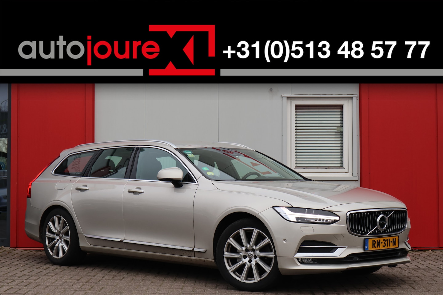 Volvo V90 - 2.0 D4 Inscription | ACC | Leder | Scandinavian Line | Trekhaak | - AutoWereld.nl