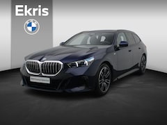 BMW 5-serie Touring - 520d M Sportpakket | Innovation Pack | Travel Pack | Comfort Pack | Trekhaak | Harman-Kard