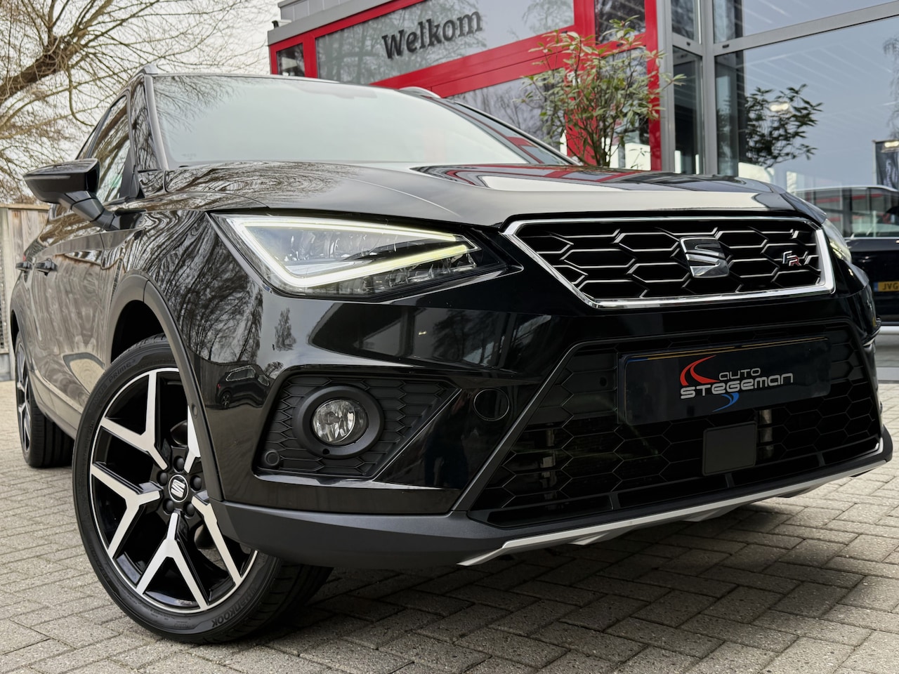 SEAT Arona - 1.0 TSI 116PK AUT. *!* FR LINE *!* 18 INCH/ VIRTUAL/ RADAR/ NAVI/ CARPLAY *!* - AutoWereld.nl