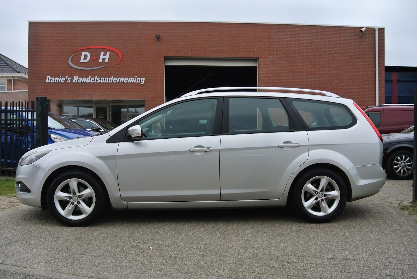 Ford Focus Wagon - 1.6 Comfort airco inruil mogelijk nap - AutoWereld.nl