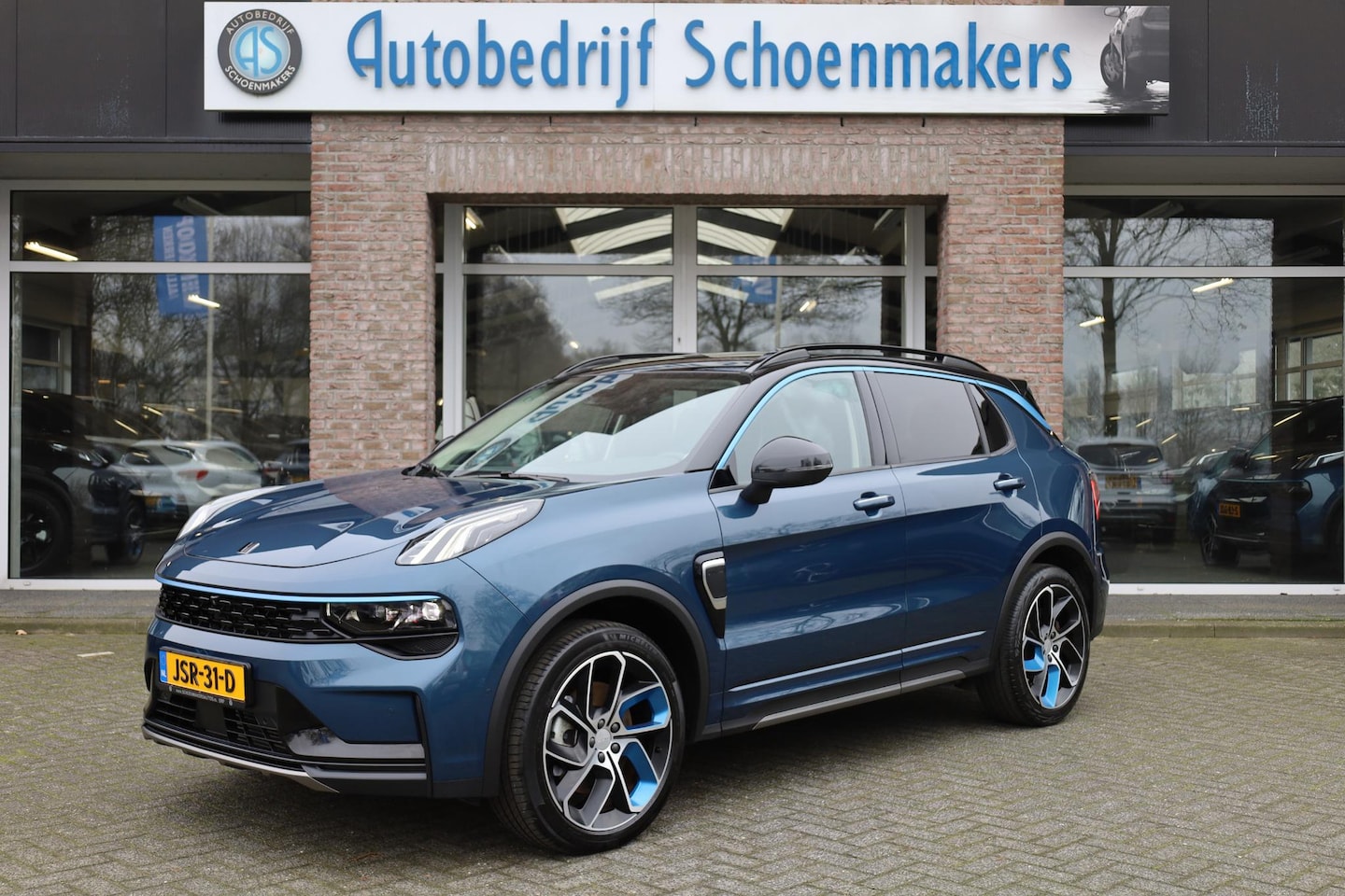 Lynk & Co 01 - 1.5 261PK! 6.6Kwh LADEN! 360-CAMERA STOELVERW. PANO/SCHUIF MEMORY INFINITY DAB NAVI CARPLA - AutoWereld.nl
