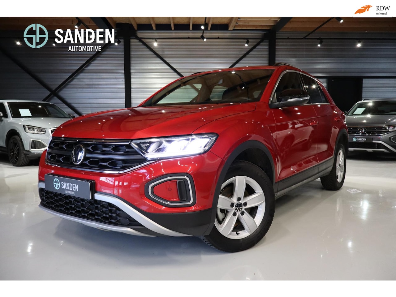 Volkswagen T-Roc - Goal 2.0 TDI 85kw DIESEL | RIJKLAARPRIJS| NAVI | CAMERA | ADAPTIVE CRUISE | STOELVERWARM. - AutoWereld.nl