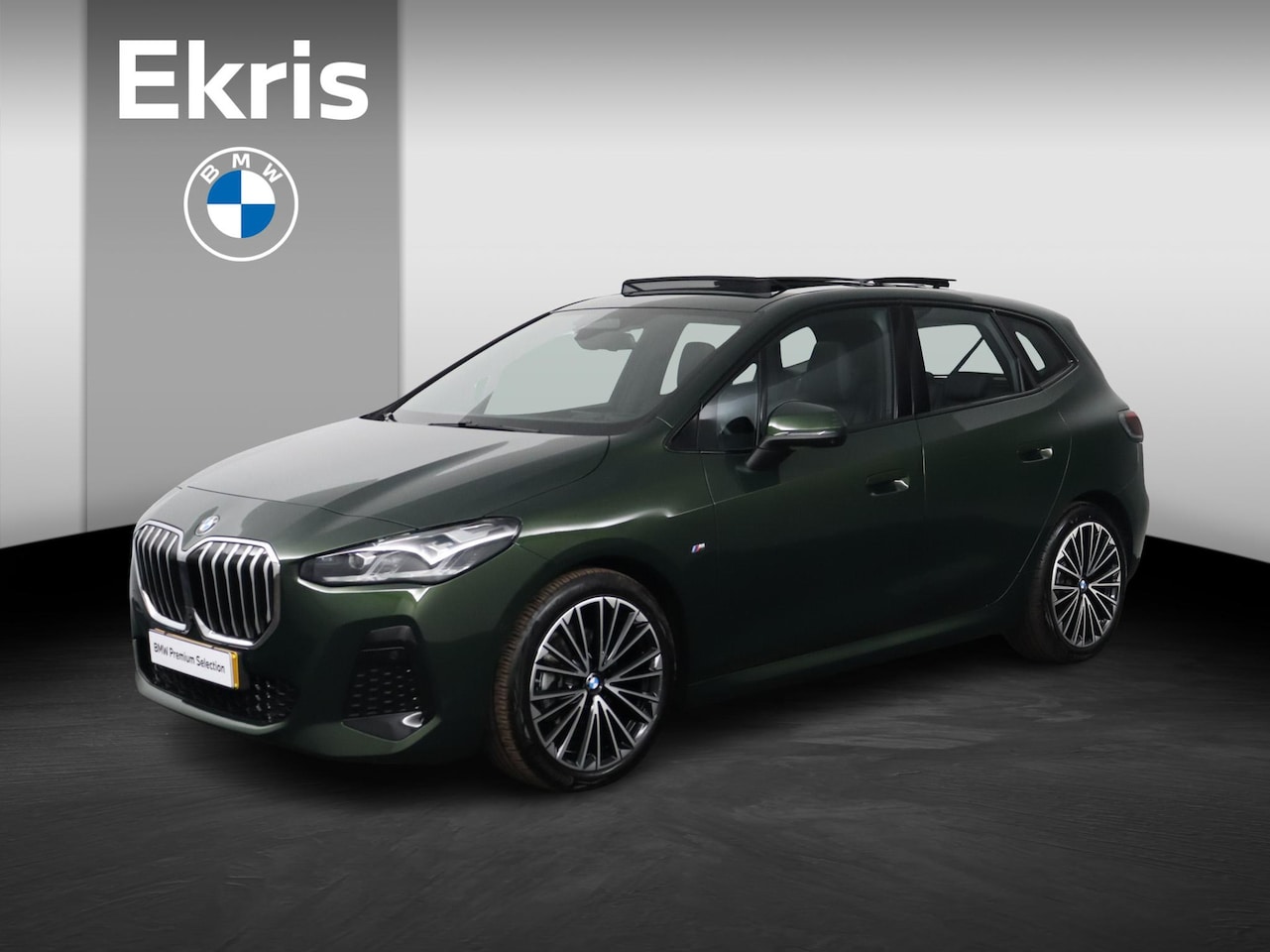 BMW 2-serie Active Tourer - 220i M Sportpakket | Harman-Kardon | Innovation Pack | Panoramadak | Comfort Access | Head - AutoWereld.nl
