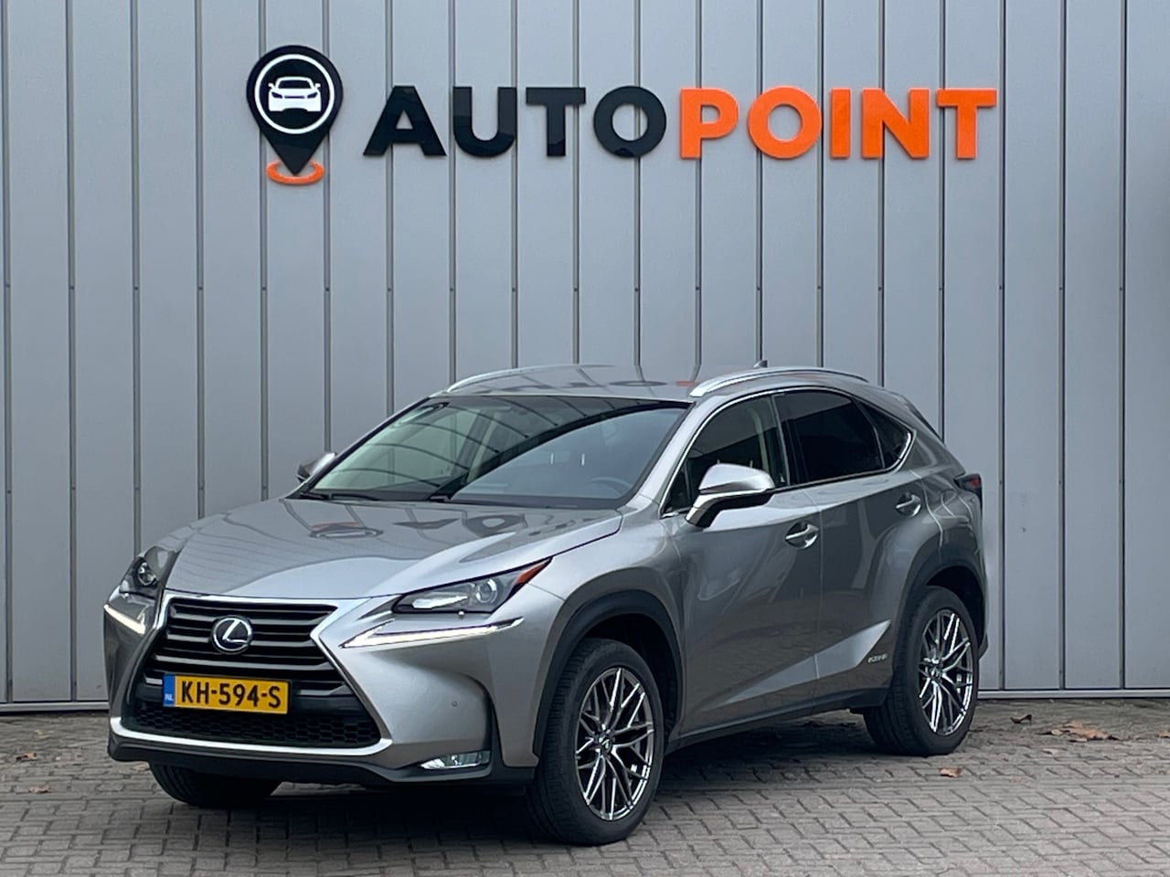 Lexus NX - 300h HYBRIDE AWD Luxury ORG NL|TREKHAAK|CAMERA|STOELVRM|CRUISE.CONTROL|DUALCLIMATE|19''INC - AutoWereld.nl