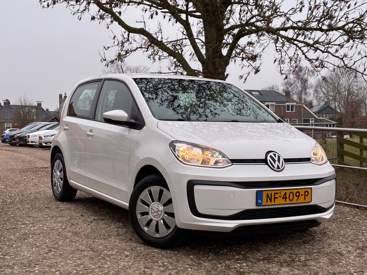 Volkswagen Up! - 1.0 BMT move up! | '' 101. 000 KM'' + Airco Nu € 6.975,-!!! - AutoWereld.nl