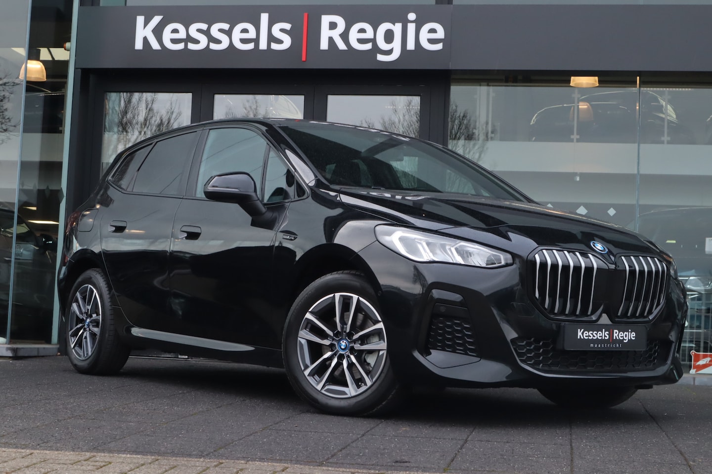 BMW 2-serie Active Tourer - 225xe xDrive M-Sport Camera Ambient elec.kofferbak - AutoWereld.nl