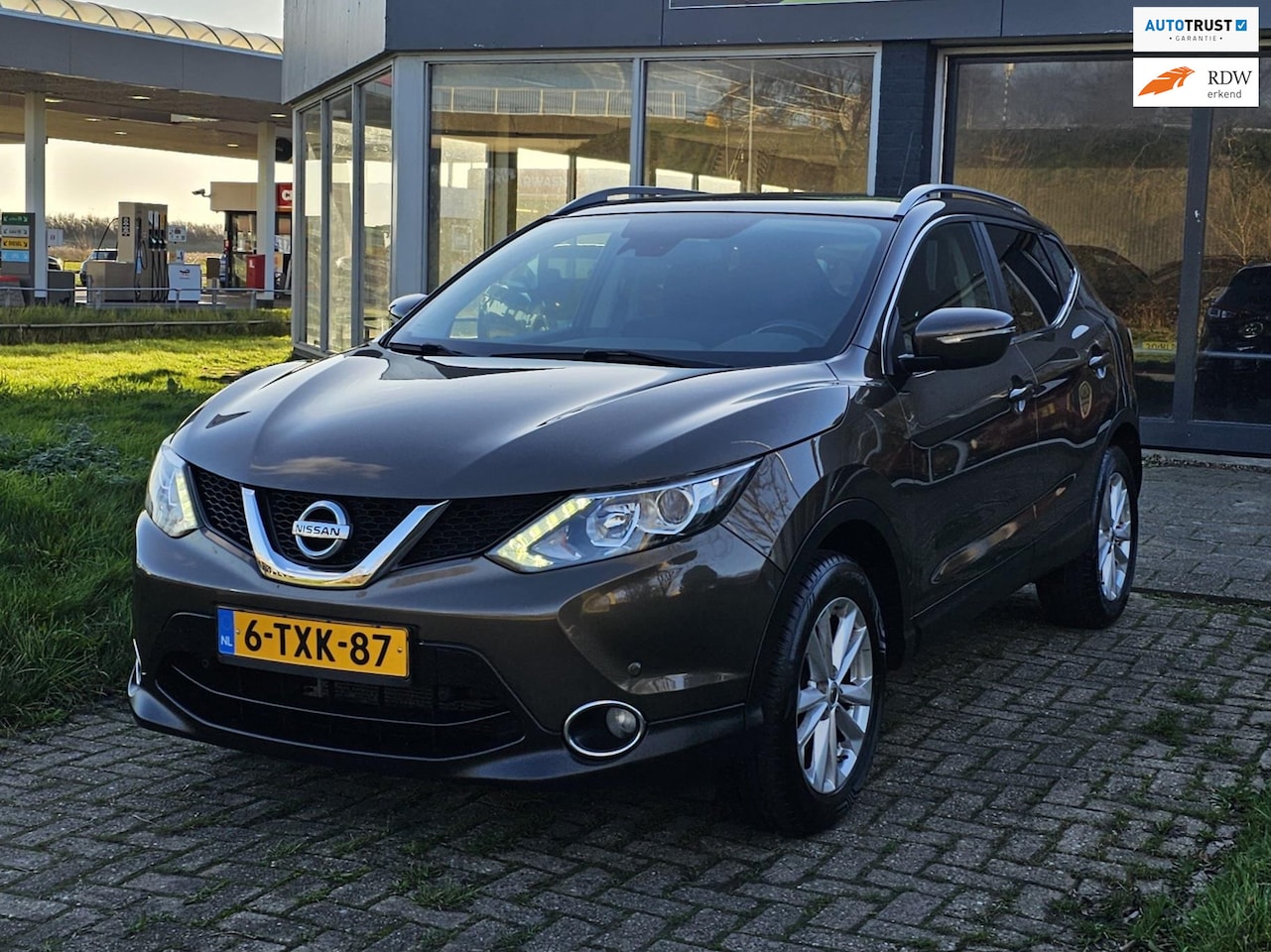 Nissan Qashqai - 1.2 Connect Edition 1.2 Connect Edition - AutoWereld.nl