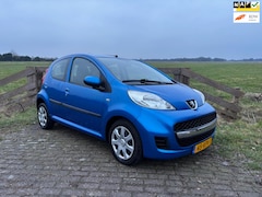 Peugeot 107 - 1.0-12V XS, AIRCO
