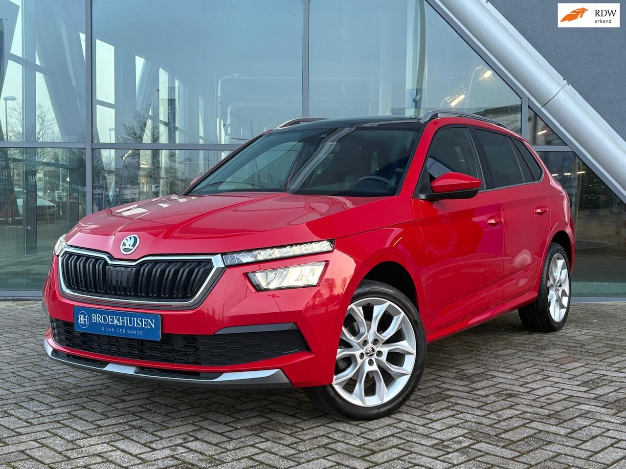 Skoda Kamiq - 1.0 TSI Business Edition Automaat / Trekhaak / Rondzicht Camera - AutoWereld.nl