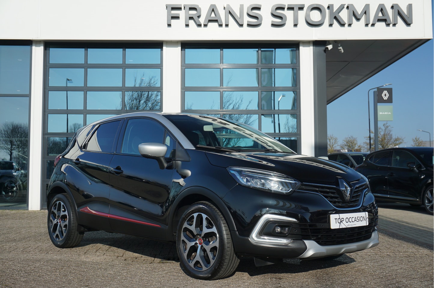 Renault Captur - 1.3 TCE 150 EDC Intens - AutoWereld.nl