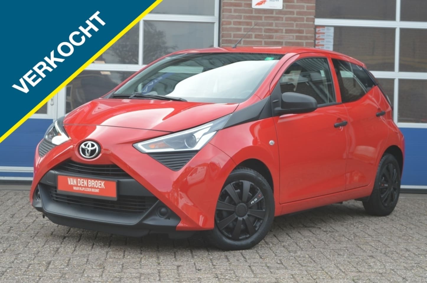 Toyota Aygo - 1.0 VVT-i x-fun | AIRCO - AutoWereld.nl