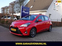 Toyota Yaris - 1.5 Hybrid Aspiration (Lm velgen, Design pakket, Achteruitrijcamera, Stoelverwarming)