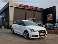 Audi A1 - 1.2 TFSI S-Line, NL Auto, Cruise, Airco, zwarte details