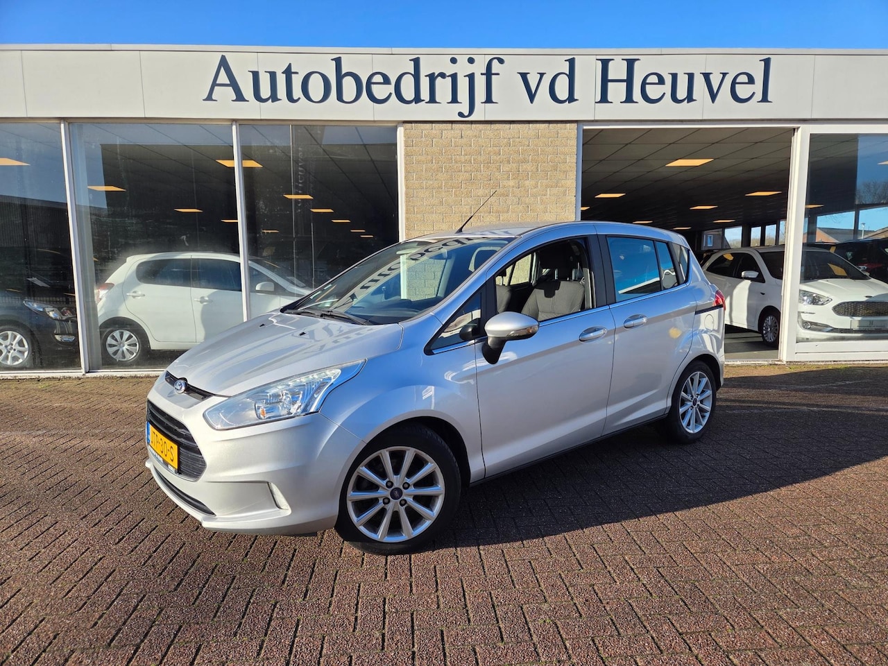 Ford B-Max - 1.0 EcoBoost Titanium Nieuwe distributie! Rijklaar - AutoWereld.nl