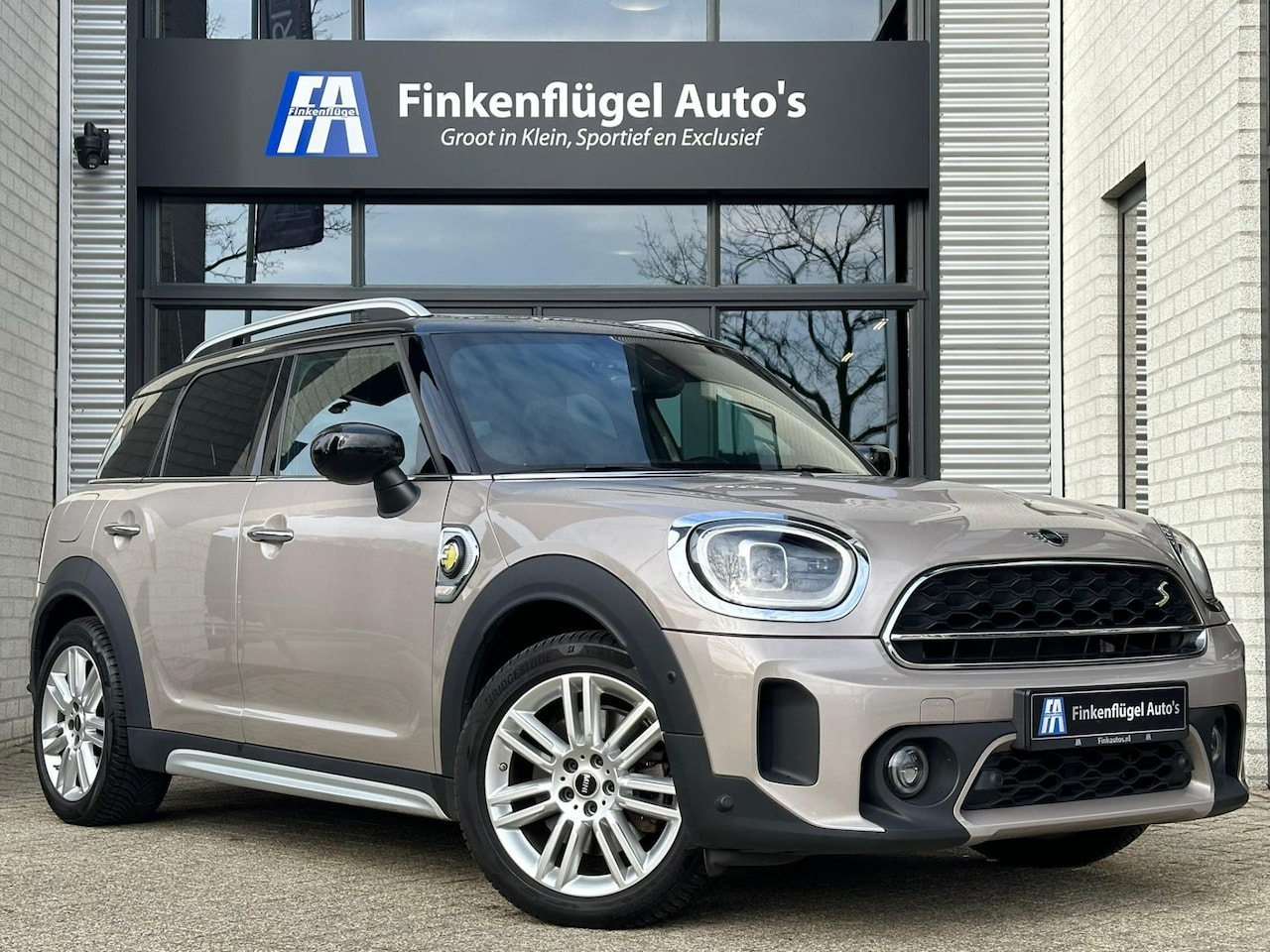 MINI Countryman - 1.5 Cooper S E ALL4 BTW |Pano |Memory |H.K Audio |Head-up |VOL | - AutoWereld.nl