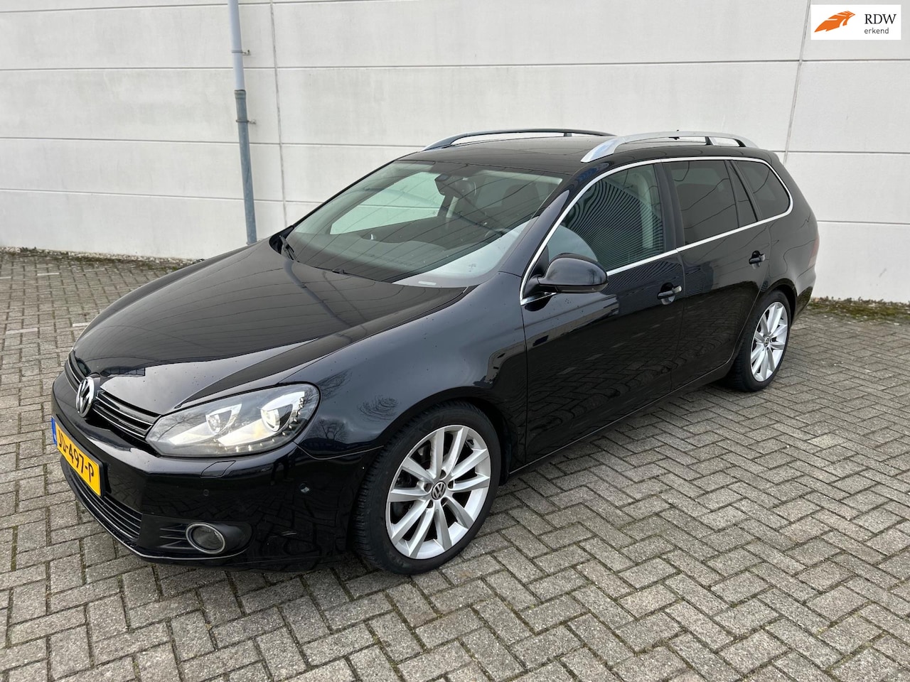 Volkswagen Golf Variant - 1.4 TSI Highline Automaat Climat controle Cruise controle Stoelverwarming Pano Scherm Trek - AutoWereld.nl