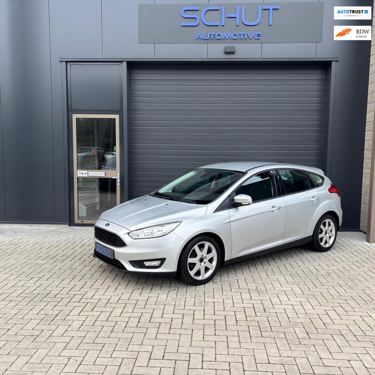 Ford Focus - 1.0 Edition Sport NACI | CRUISE CONTROL | AIRCO | 17INCH | STOELVERWARMING - AutoWereld.nl